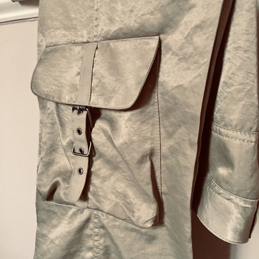 Express shiny pants with cargo pockets size0